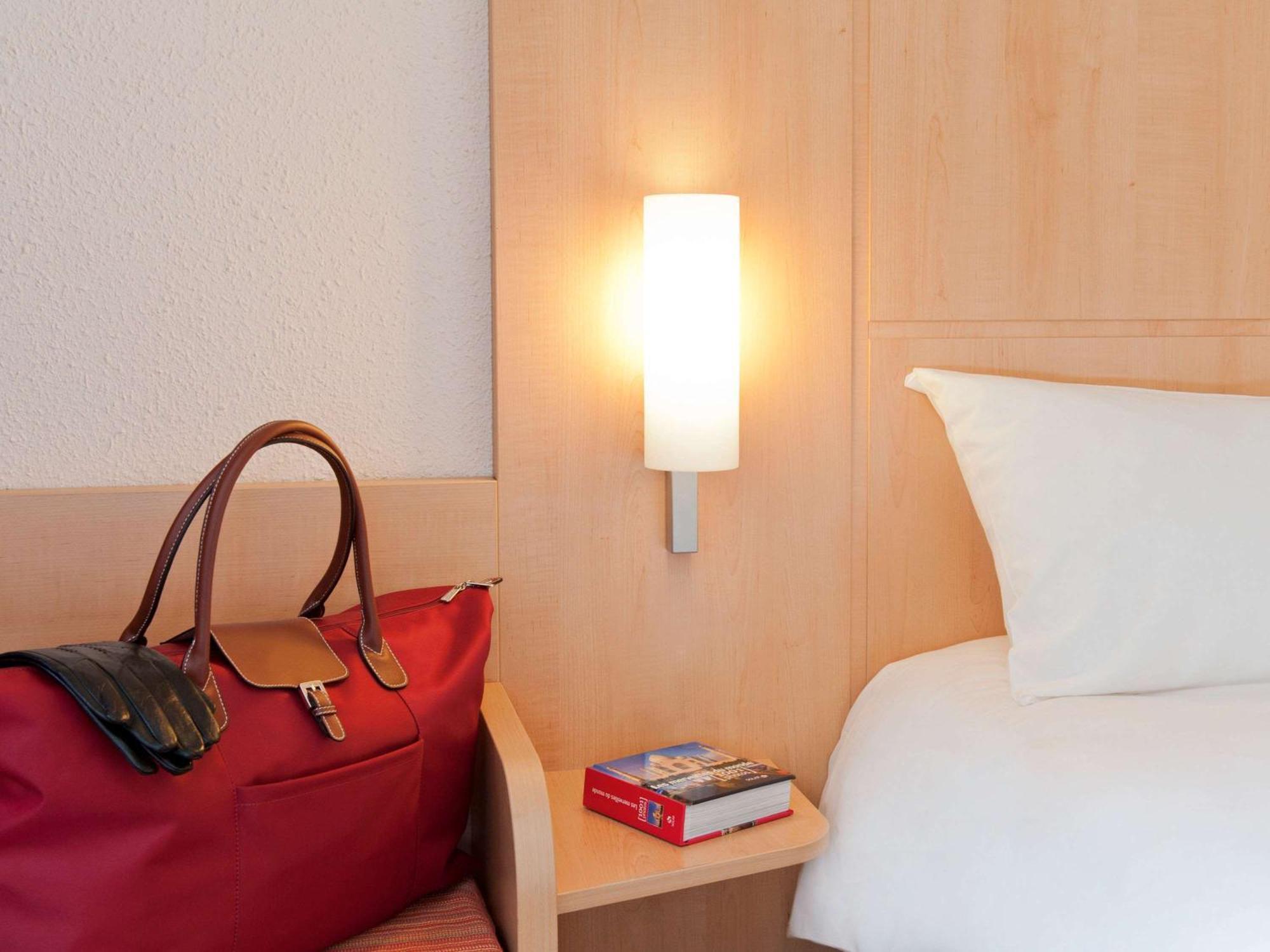 Ibis Lille Centre Gares Hotel Kültér fotó